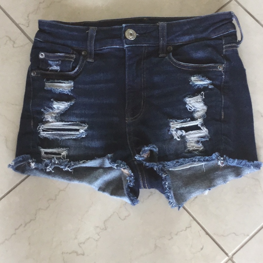 American Eagle Distressed Denim Shorts. 0